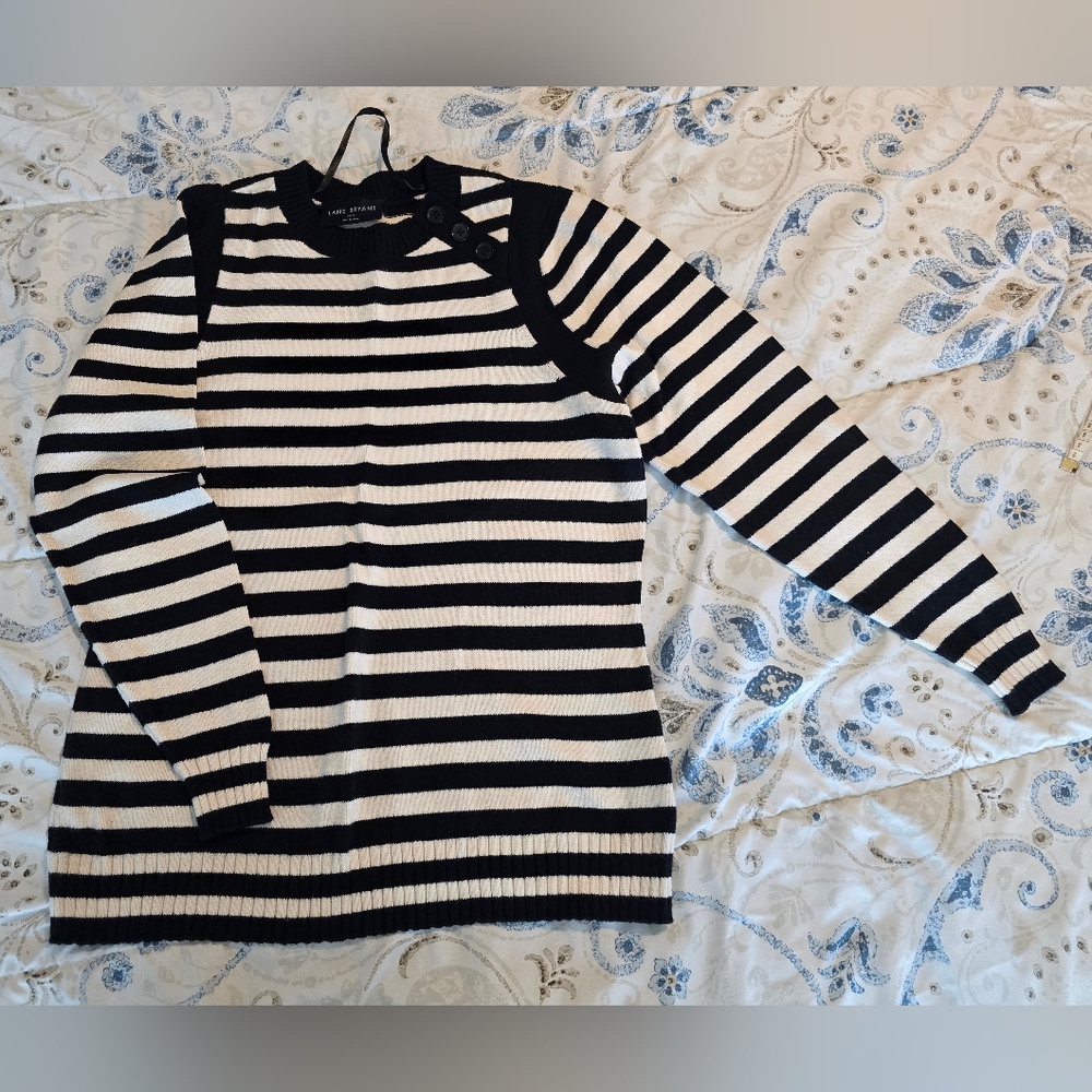 Lane Bryant Black and White Crew Neck Sweater